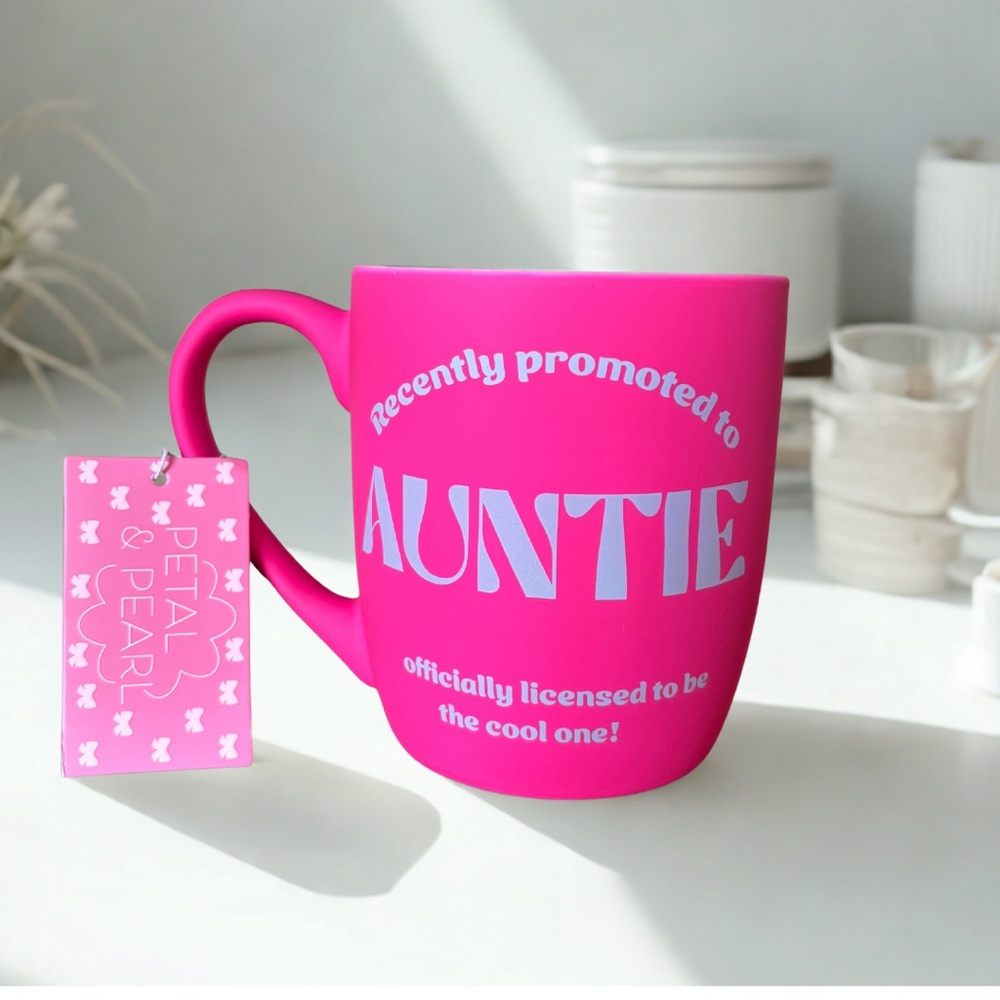 Petal & Pearl Auntie Mug  Pink NWT